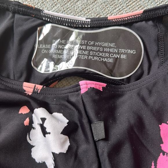 NWT City Chic Izzy black floral Print 1 Piece middle cut out monokini Swimsuit - Picture 13 of 16